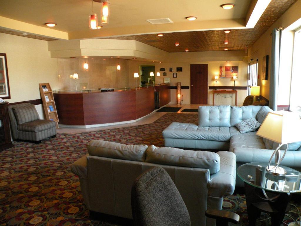 Howard Johnson Grand Forks Extérieur photo